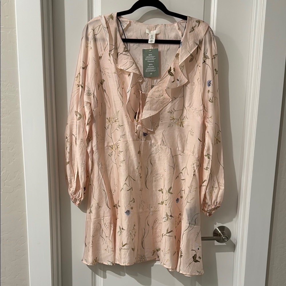 Floral Ruffle Blouse - Picture 5 of 5